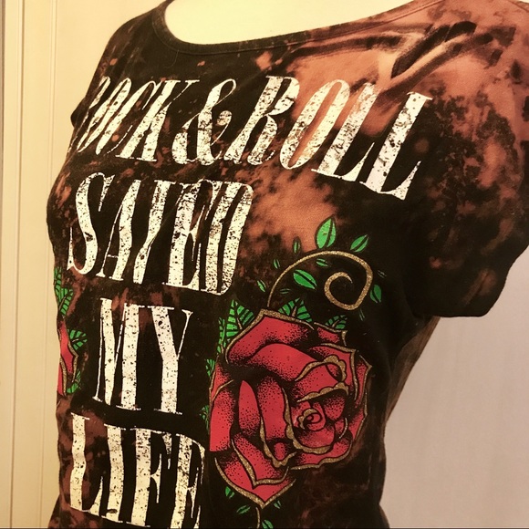 Black Rock & Roll t-shirt roses bleach graphic - Picture 7 of 8